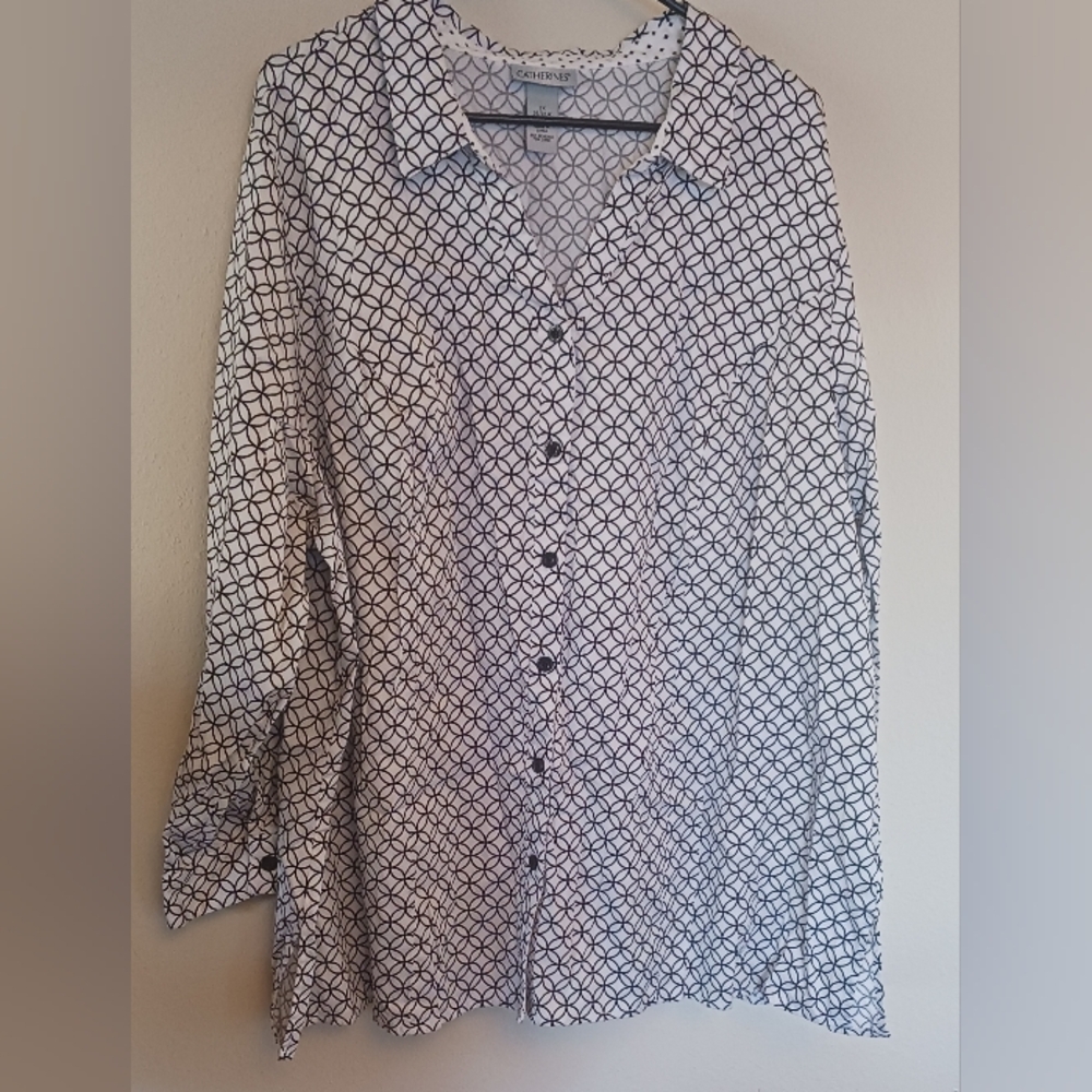 Catherines Shirt Womens 3X 26W 28W White Black Circle Flip Cuff Cotton Stretch